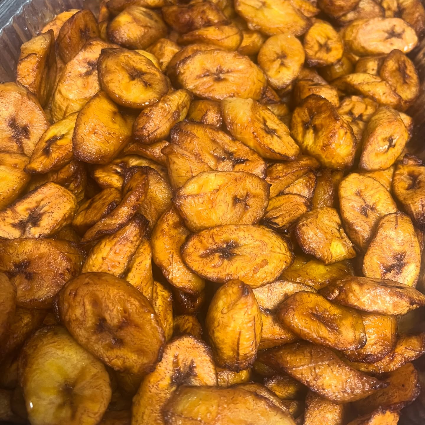 Tray of caramelized sweet maduros plantains